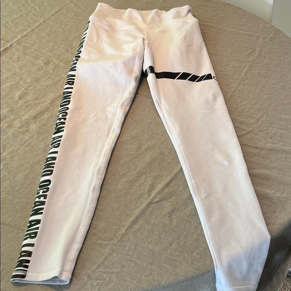 ALO Yoga White Leggings with Black Side Script